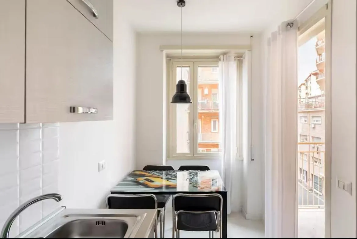 Apartment Tiburtina House-Metro-Confort Rome